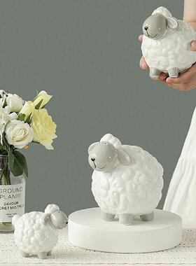 浴室摆件民宿零钱盒绵羊储物罐小羊存钱罐摆件床头小胖羊车载摆件