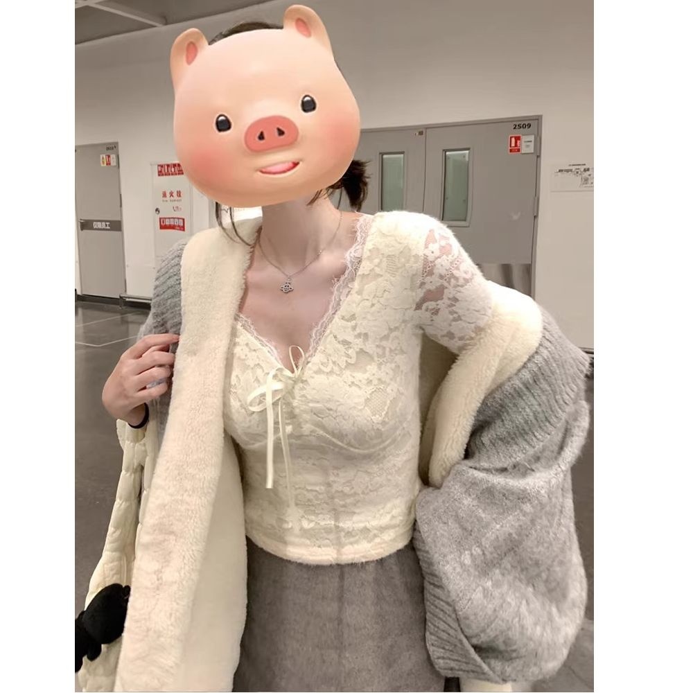 纯欲风钩花V领长袖蕾丝衫女秋冬季小众设计感蝴蝶结喇叭袖打底衫