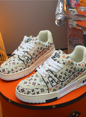 轻奢增高男鞋2025新款休闲鞋运动鞋男士轻便防滑时尚ins情侣板鞋