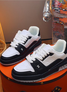 男鞋黑白熊猫2025秋季休闲运动鞋情侣款防滑潮流轻奢百搭学生板鞋