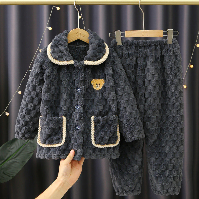 秋冬季儿童法兰绒睡衣男童宝宝加厚款恐龙卡通家居服中大童珊瑚绒