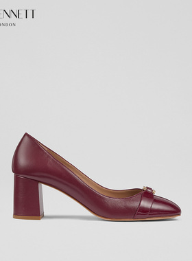LK BENNETT酒红色单鞋2025秋冬新款圆头粗跟金属扣装饰6cm高跟鞋
