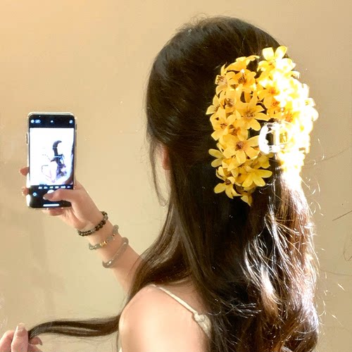 【慕奈】明媚黄色花朵抓夹初春头饰女度假风后脑勺鲨鱼夹精致发饰
