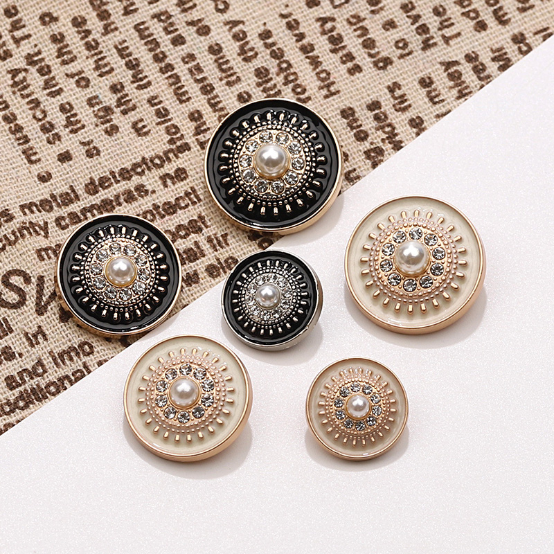 珍珠镶钻高档质感纽扣
