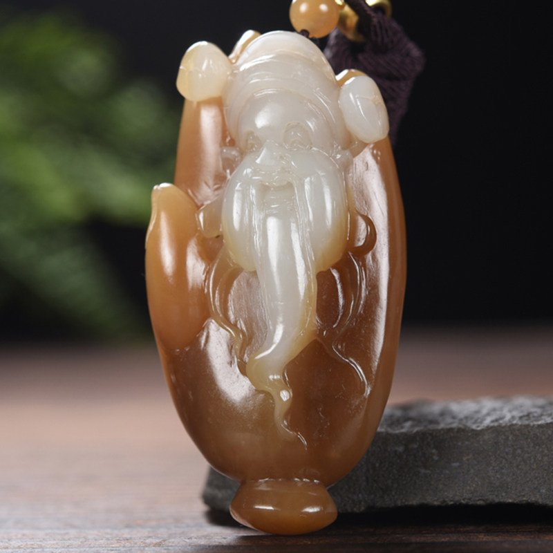新疆大师谭琪俊作品和田玉且末料金山矿糖羊脂白玉财神挂件49.54g