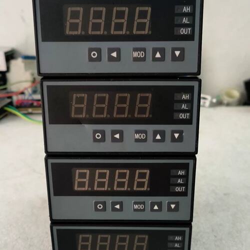 可维修米朗XSA系列位移传感器数显仪表:XSA-CH1WT议价