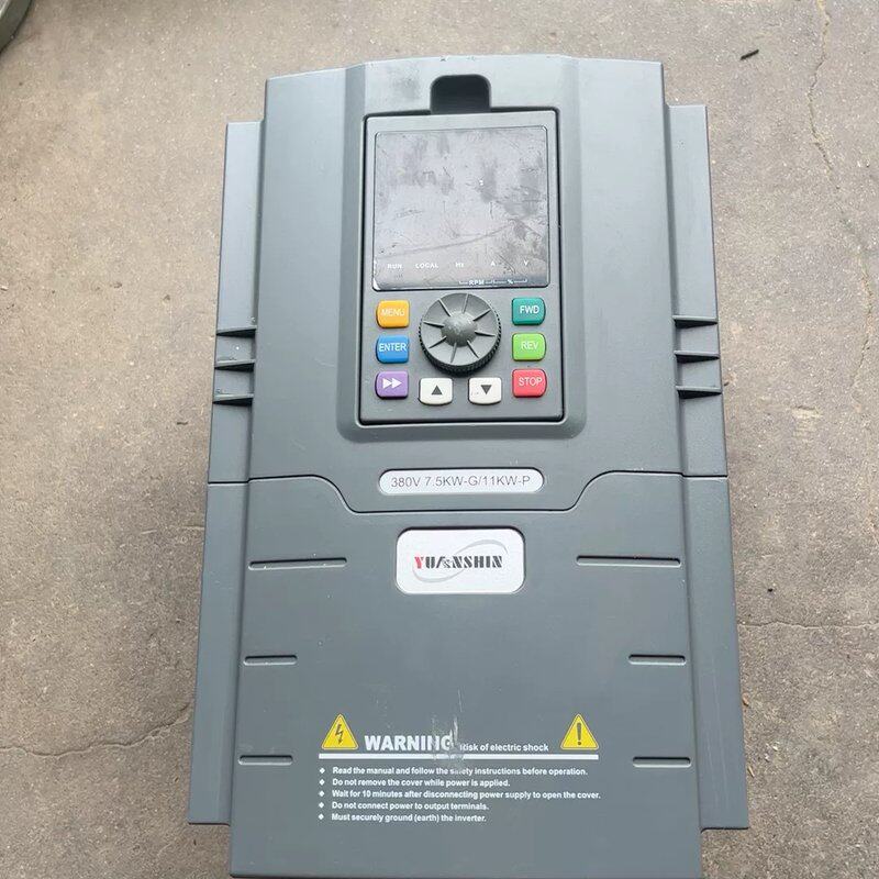 可维修源信变频器YX3000-4T0075G/4T0110P议价