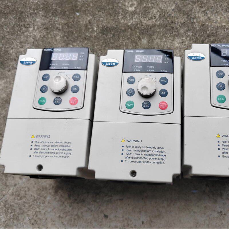可维修蓝海华腾V5-H变频器1.5KW/2.2KW议价