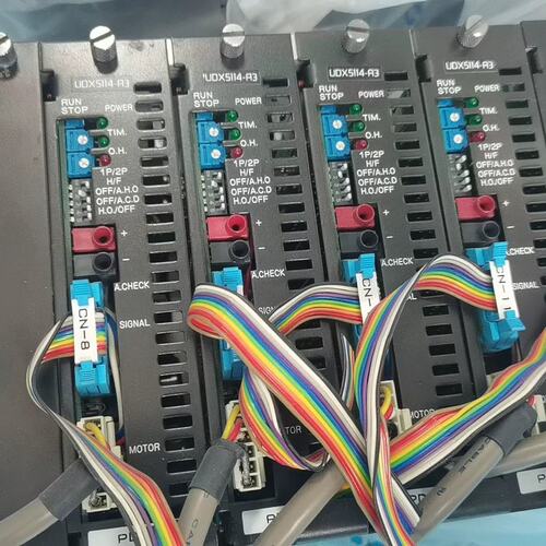 可维修UDX5114-A3 东方VEXTA步进电机驱动器件，议价