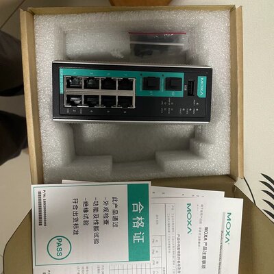 可维修摩莎MOXA工业级路由器EDR-810-2GSFP，议价