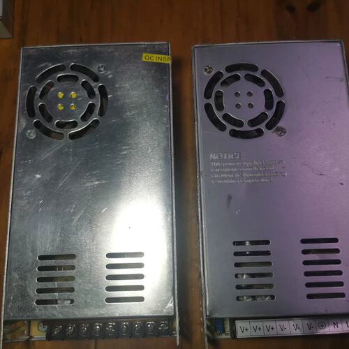 可维修3个12Ⅴ开关电源 1个350w 1个360w 1个400品议价