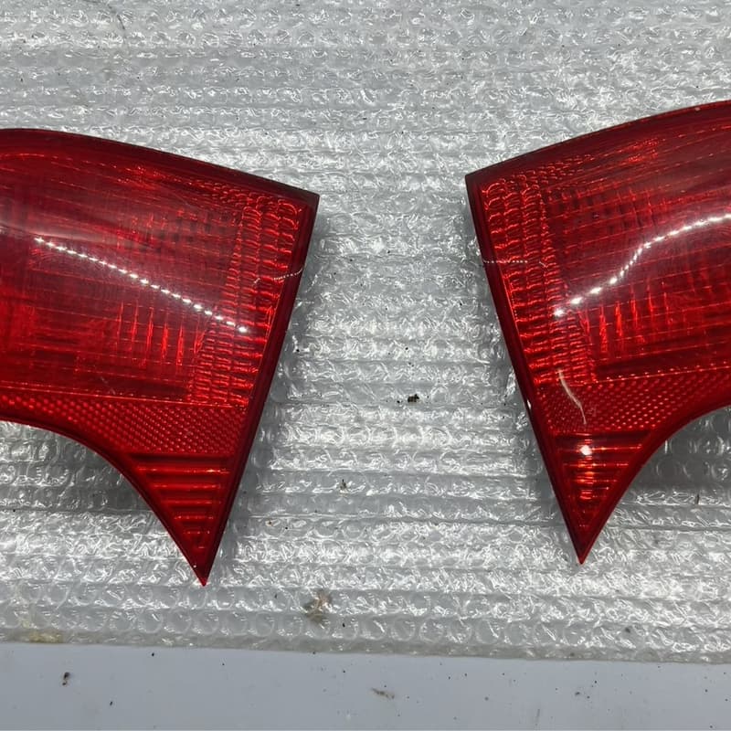 2004-08款奥迪A4 内侧尾灯原厂拆车尾灯总成,倒车灯刹【议价】