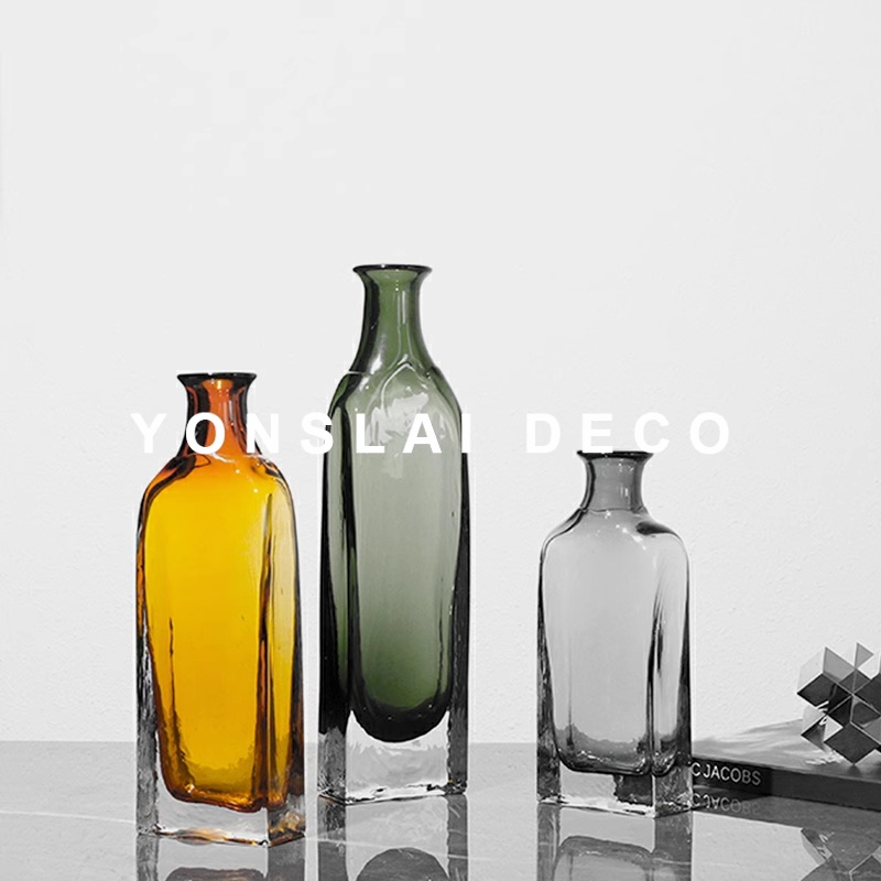 极简现代轻奢玻璃花瓶房间书房