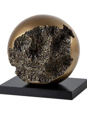 北欧创意仿铜圆球形雕塑摆件现代家居客厅玄关桌面抽象艺术地球仪