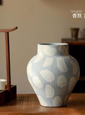 景德镇现代陶瓷花瓶简约摆件小众设计侘寂风高级感插花轻奢声声慢