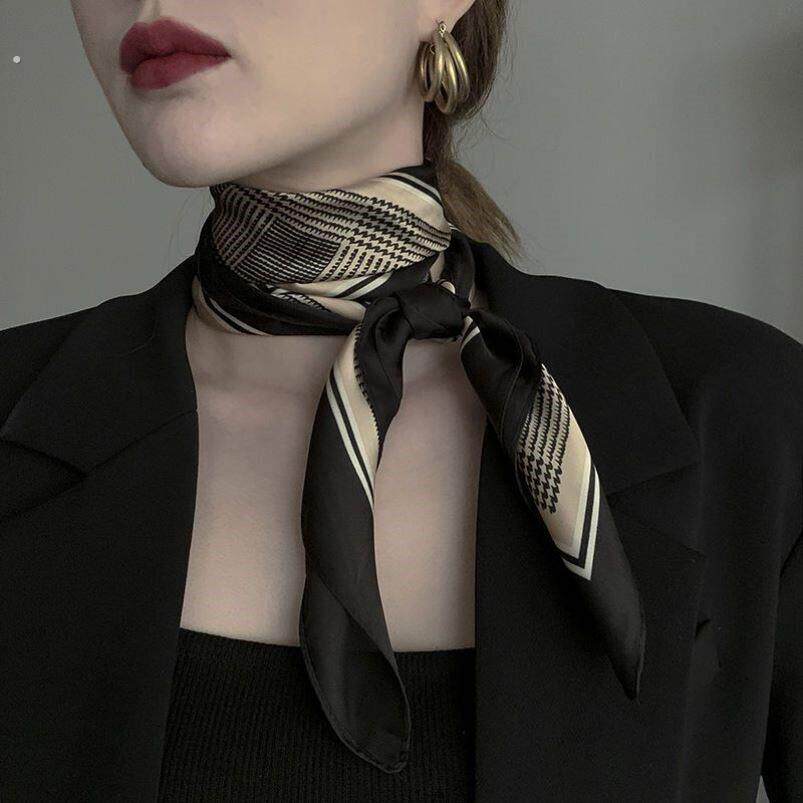 丝巾搭配大衣丝巾老钱风脖子配饰丝带系脖装饰丝巾小方巾职业领巾