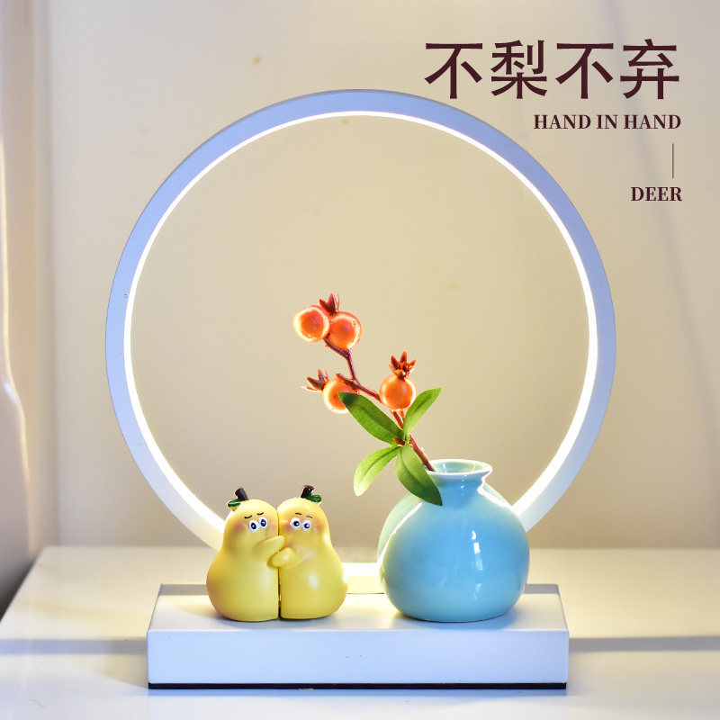 结婚礼物送新人新娘闺蜜高档实用摆件新婚高级感小众风不分离台灯