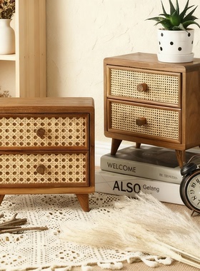北欧风藤编床头柜实木双抽屉