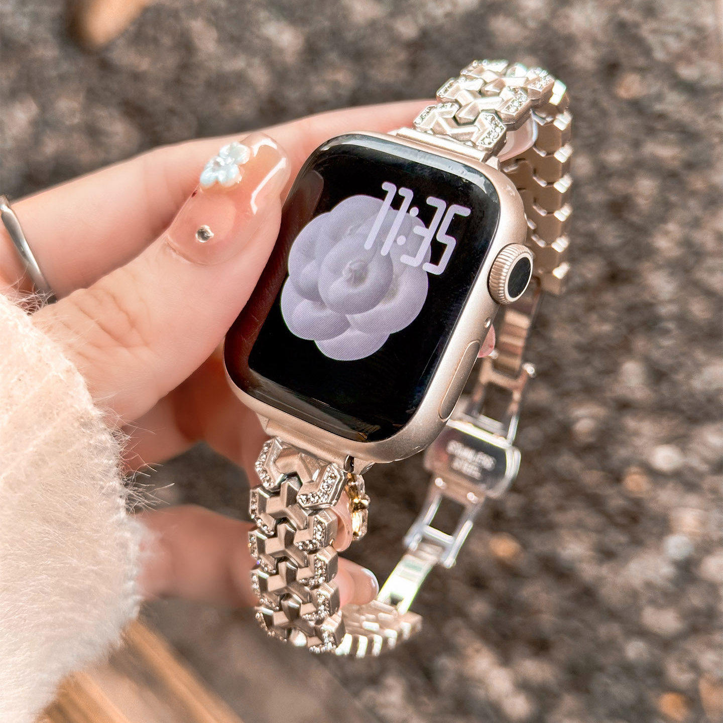 不规则镶钻金属手表带适用apple watch11/10/9/8苹果手表表带iwatch代s11女款合金ultra夏季se金属镶钻表带