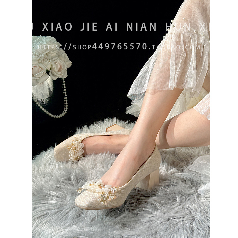 不累脚婚鞋百搭孕妇可穿礼服鞋