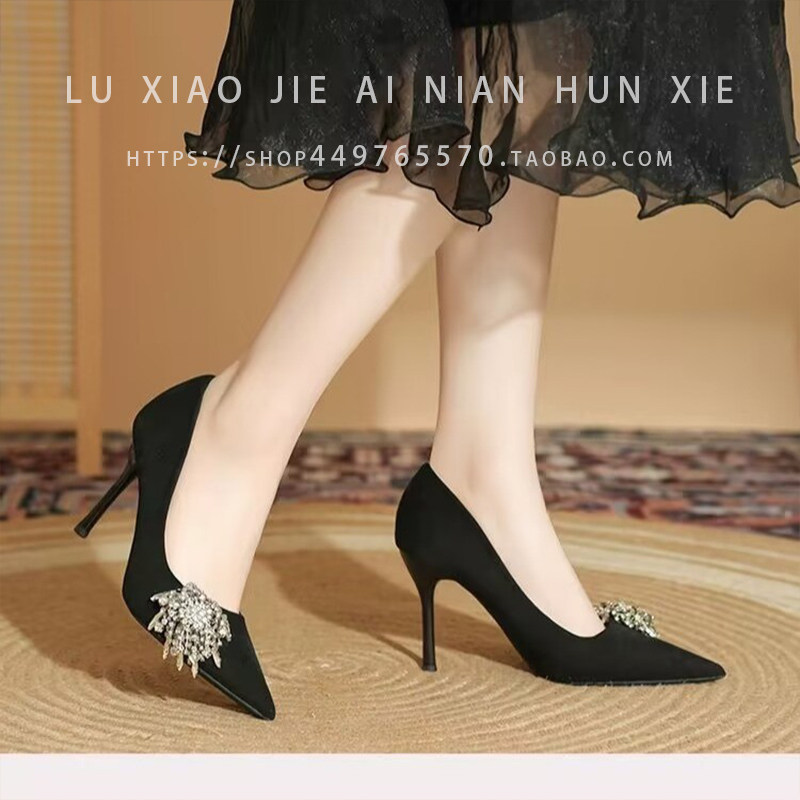高级感水钻尖头高跟鞋女细跟浅口单鞋御姐风绝美法式黑色职业鞋