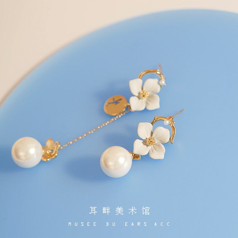 A不对称小花珍珠长短款耳钉