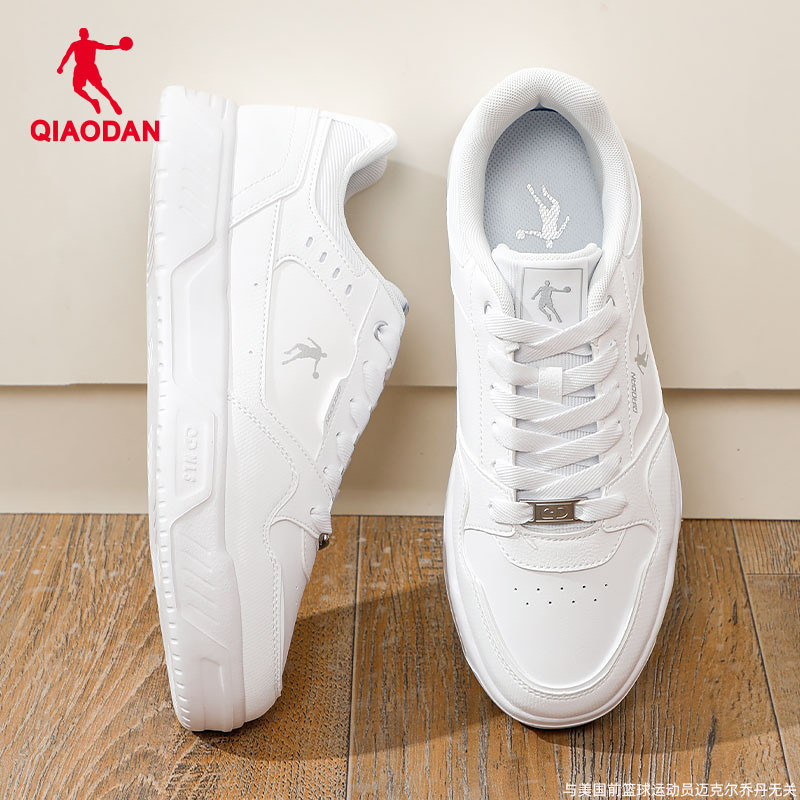 乔丹低帮板鞋休闲运动鞋