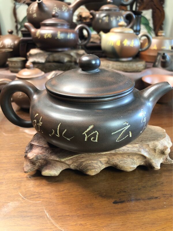 (已售勿念)李人帡坭兴陶大师和李凤琴合作壶