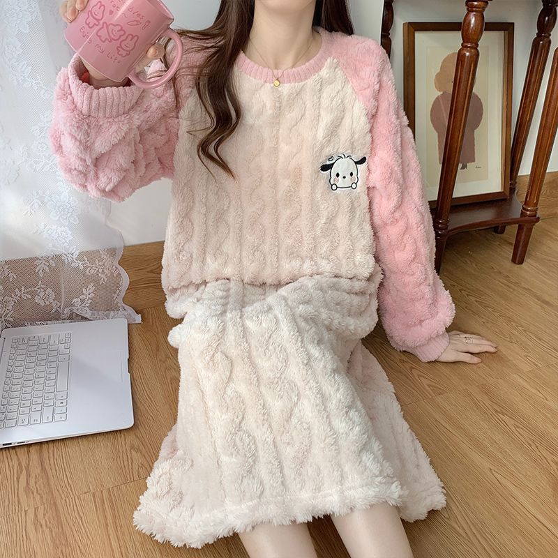 珊瑚绒睡裙女秋冬季加厚