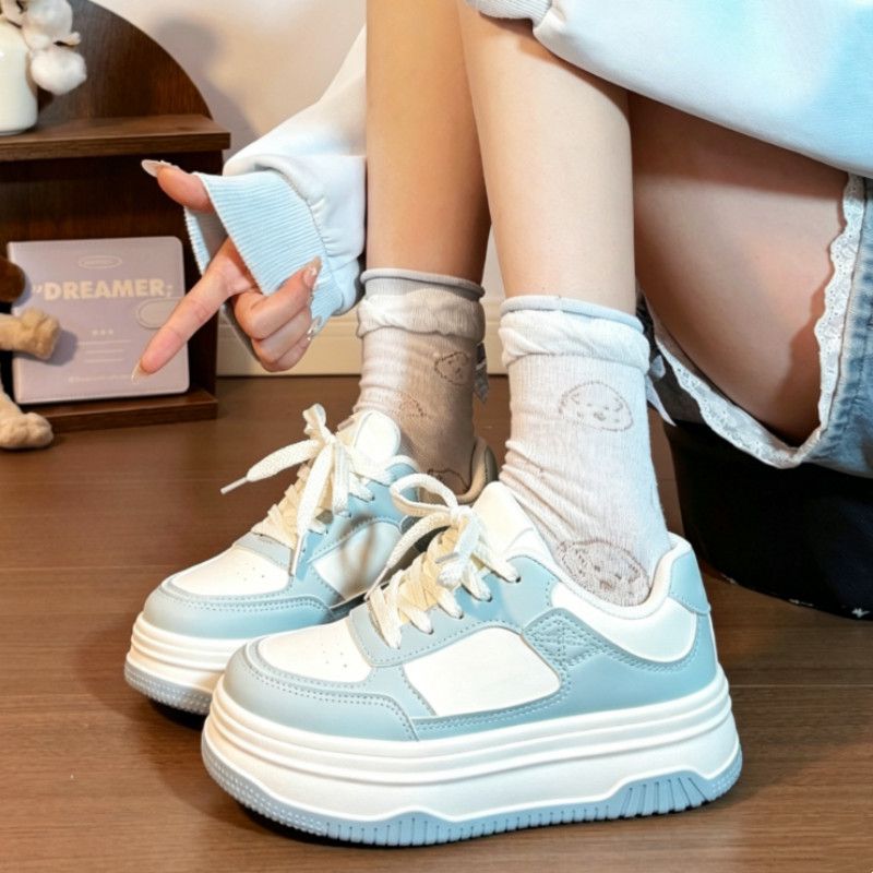 厚底小白鞋女2026新款爆