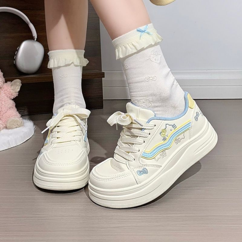 浅蓝波浪Kitty小白鞋女