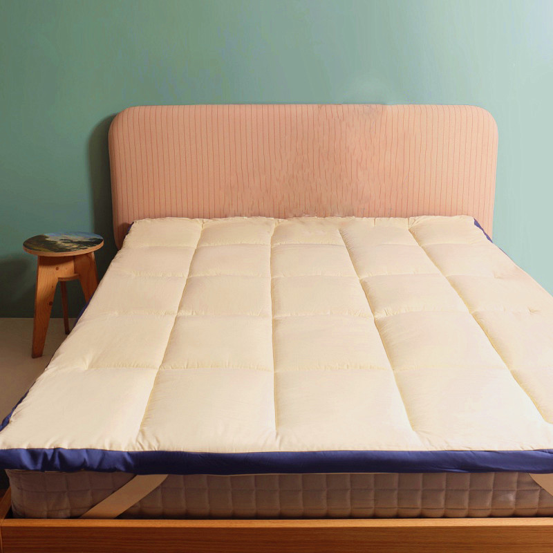 外贸出口太空棉高端易收纳床垫