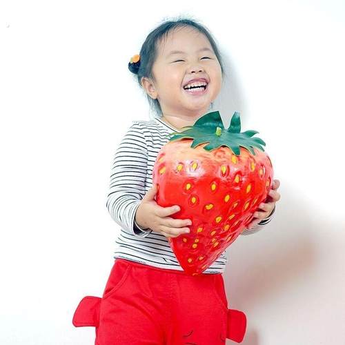 仿真塑料大草莓南瓜道具水果网红拍照摄影装饰挂件模型儿童教玩具