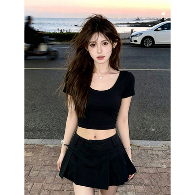 正肩方领短袖t恤女2026春季新款小个子修身短款露脐U领黑色上衣服