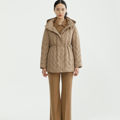 戴布拉芬新款冬季短款羽绒服女时尚高端洋气小个子连帽白鹅绒外套