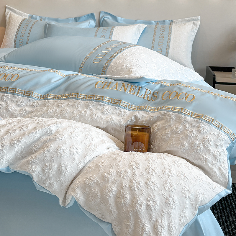 浮雕刺绣冰丝四件套2025新款轻奢高级感床上用品丝滑裸睡被套床单