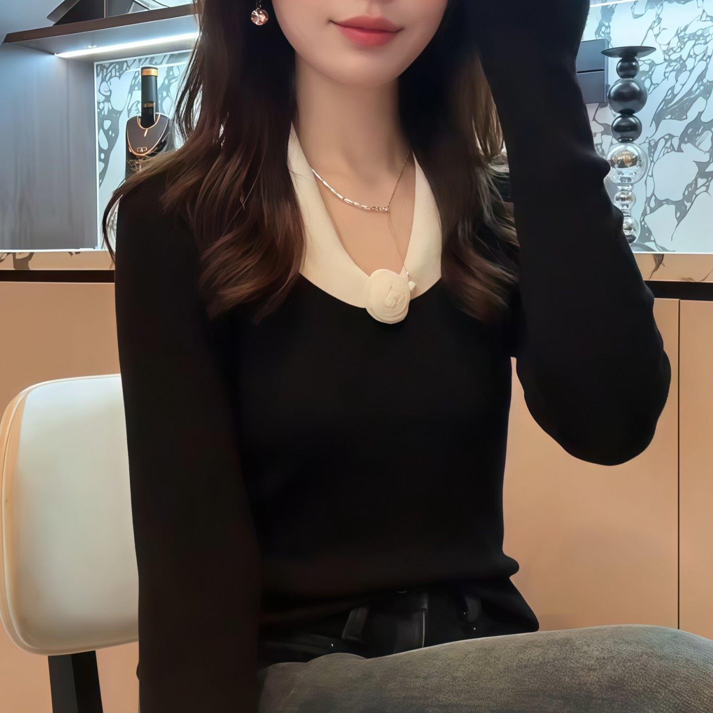 ROUMIKL立体花朵撞色V领针织衫女2025新款秋季优雅修身内搭长袖打