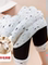 COTTON PANTS ARE WORN BY WOMEN IN WINTER AND THEY ARE DRESSED IN WINTER THICK AND THIN LEGGINGS AND THE NORTHEAST HIGH-WAISTED EXTRA-THICK WARM PANTS ARE FASHIONABLE AND SLIM
