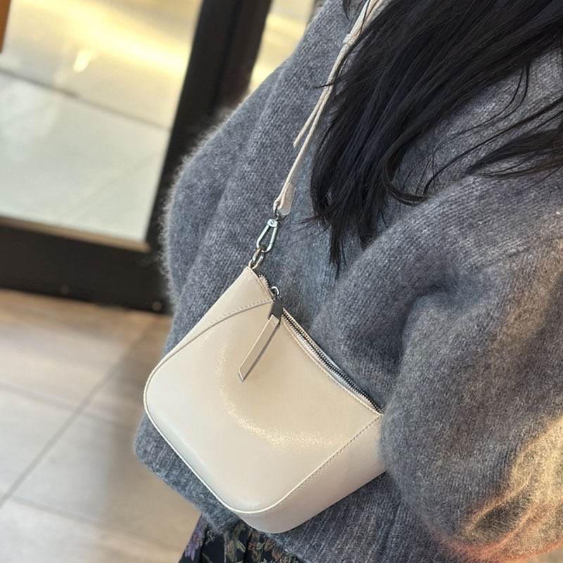 春季新款真皮包包单肩女士百搭高