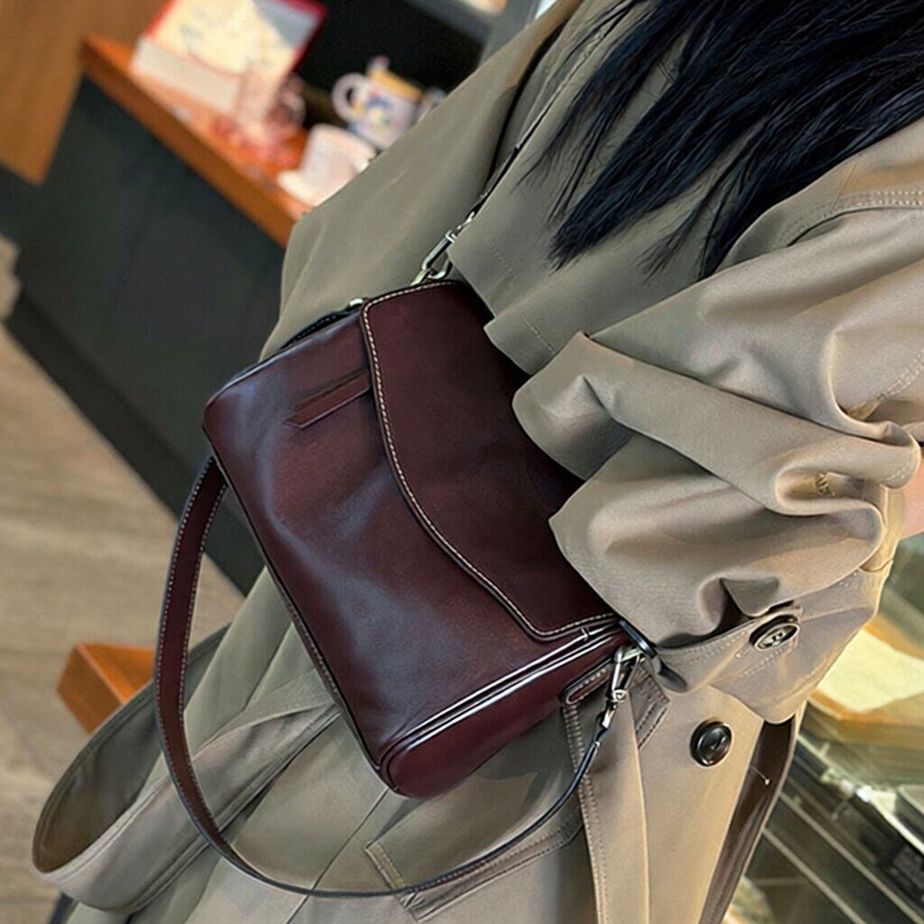 女士真皮包包新款休闲腋下包牛皮