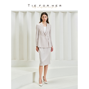 TieForHer杏仁奶昔平驳领设计感百搭温柔职场半裙通勤西装 女 套装