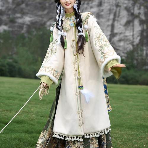 玉术【苍山暮雪】原创明制汉服女织金马面裙云肩重工刺绣冬款套装