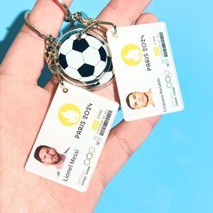 姆巴佩梅西c罗内马尔世界杯球星参赛卡钥匙扣挂件背包球包装饰品
