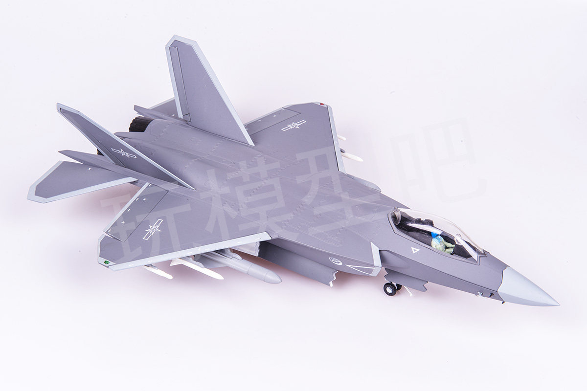 威骏1/48 中国空军歼-31鹘鹰隐形战斗机FC31合金成品飞机模型摆件