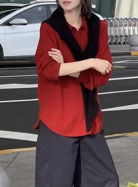 ROUMIKL复古红色中长款开叉长袖衬衫女款2025新款秋款宽松设计感