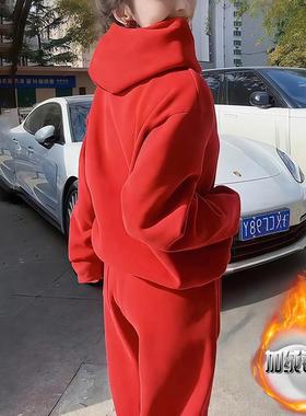 ROUMIKL冬季穿搭一整套高级感红色连帽卫衣高腰直筒裤加绒保暖女