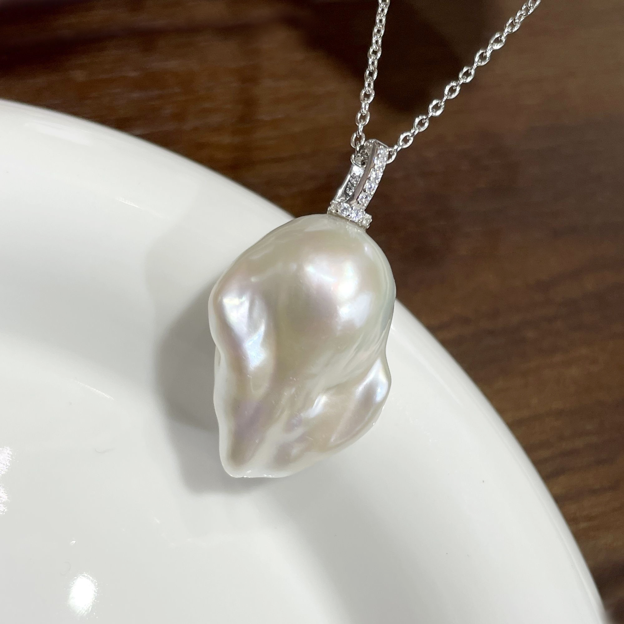 天然淡水巴洛克珍珠吊坠项链