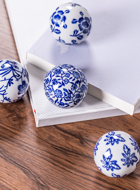 新中式青花瓷水中漂浮球鱼缸摆设圣诞球陶瓷装饰摆件 陶瓷球5厘米