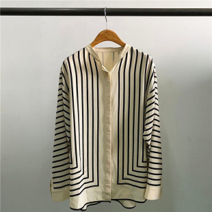 北欧新款 衬衣女 tot字母标条纹印花桑蚕丝宽松不规则真丝衬衫