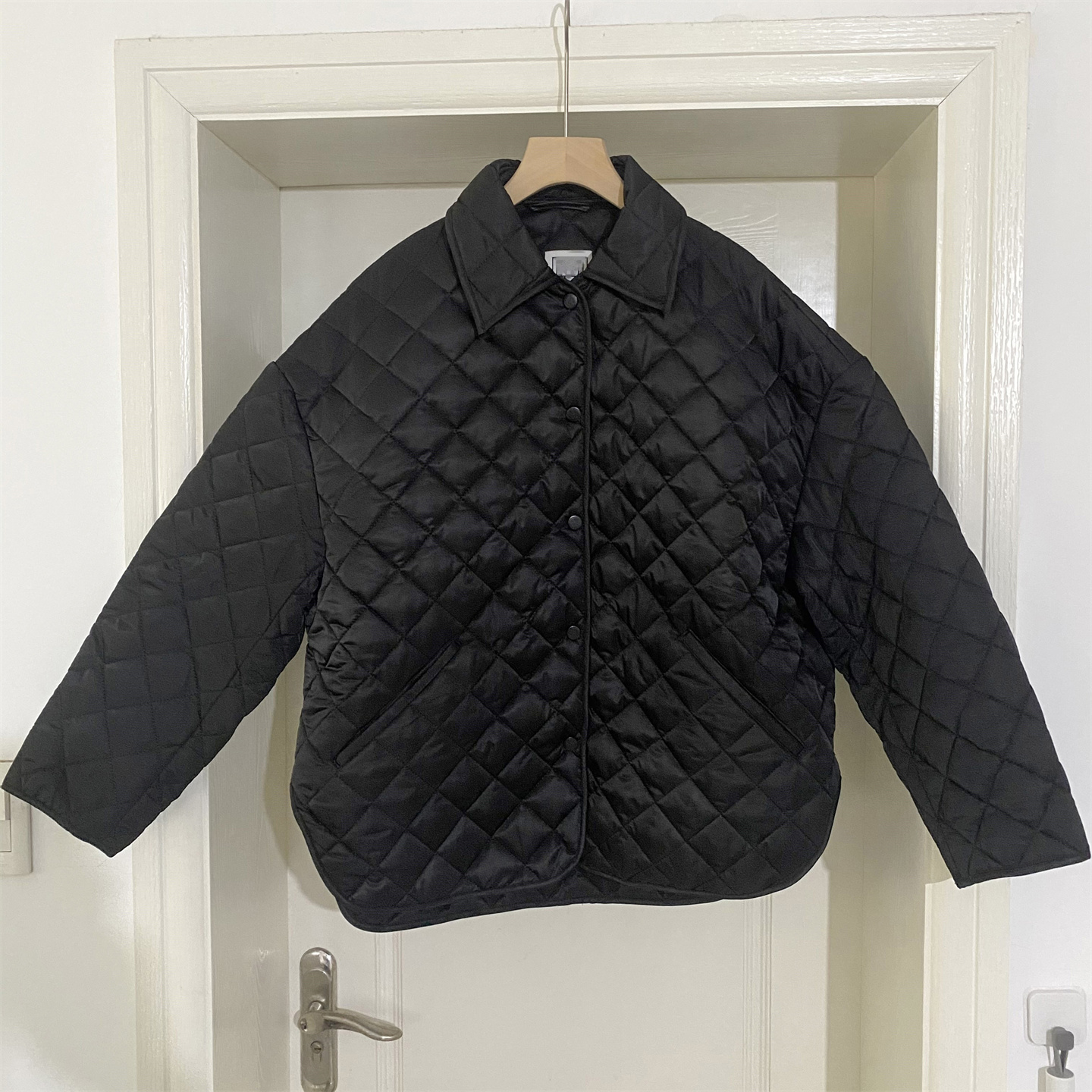 黑色带领菱格棉服夹克外套女